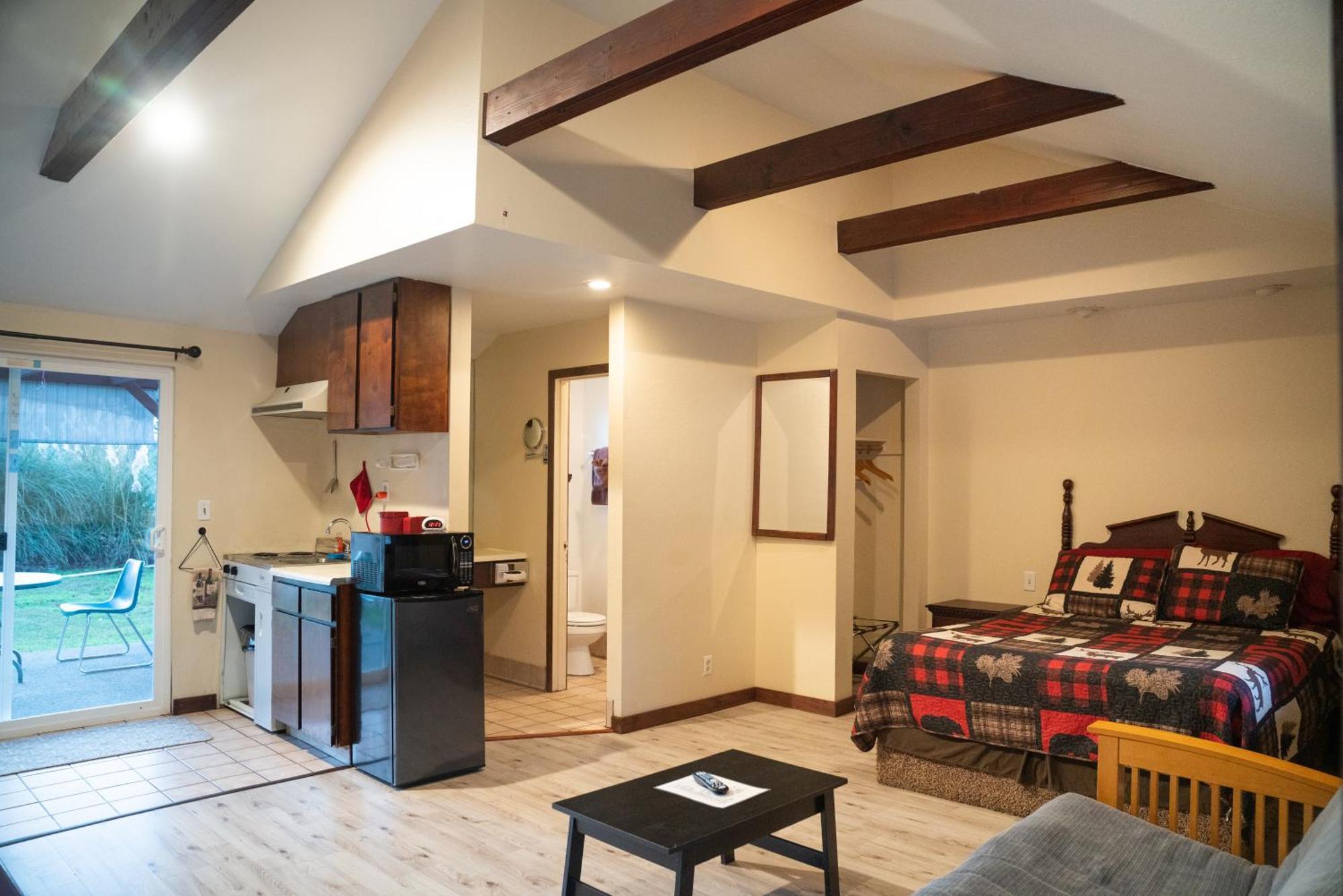 Dean Creek Resort Redway Extérieur photo