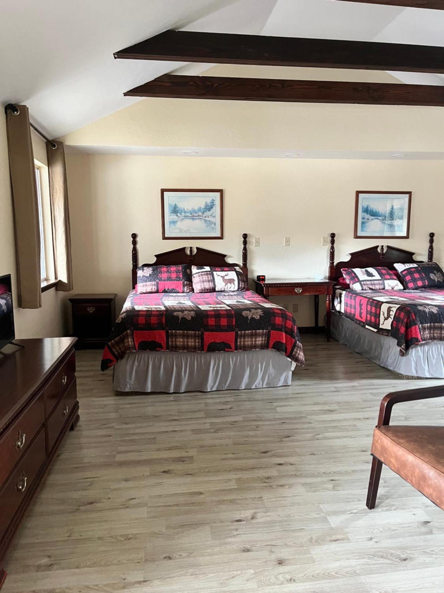 Dean Creek Resort Redway Extérieur photo